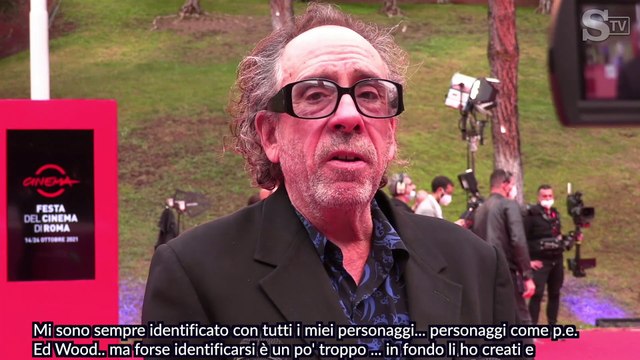 Tim Burton: Il destino degli artisti è creare i loro progetti dal profondo del cuore