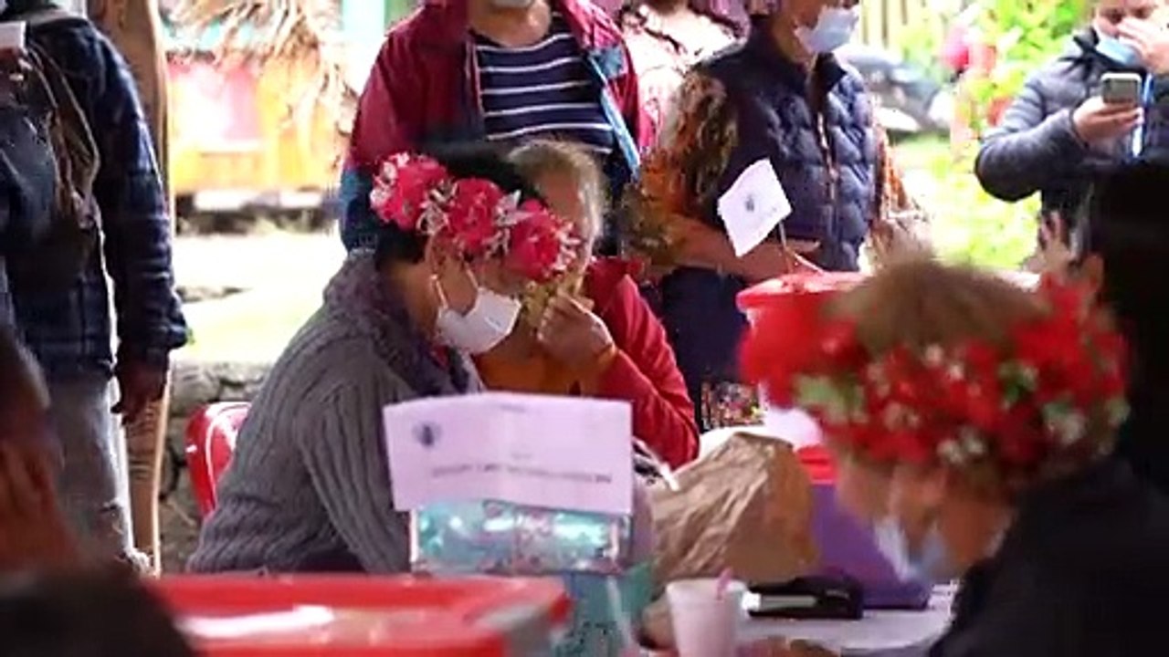 Ile de Pâques: les habitants votent contre la réouverture aux touristes