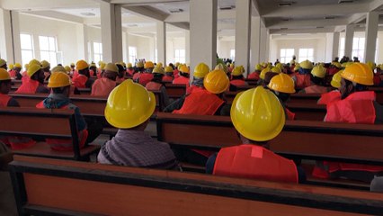 Búzát ad közmunkáért a tálib vezetés