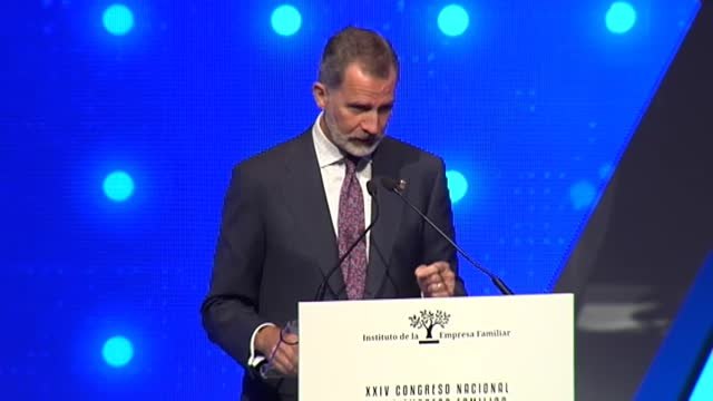 Felipe VI señala a las empresas familiares como palancas imprescindibles para la recuperación económica