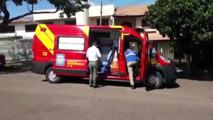 Download Video: Homem de 81 anos sofre queda e fica ferido na Rua Treze de Maio, em Cascavel