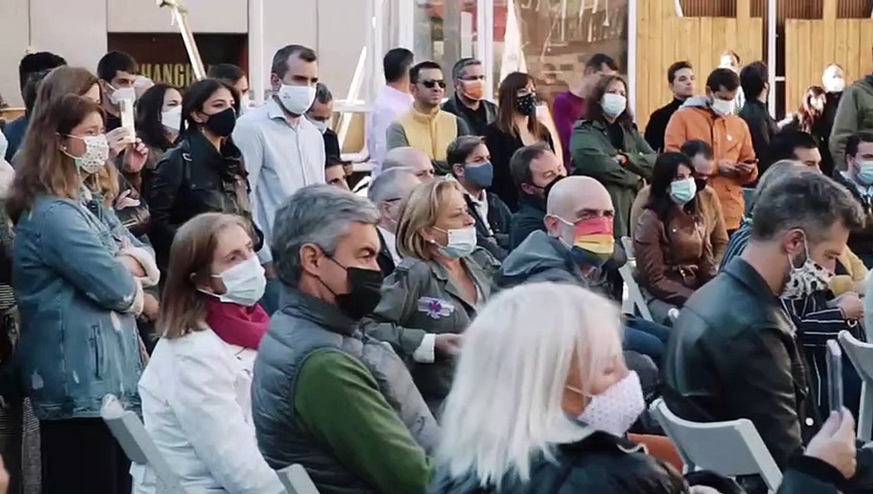 PRESENTACIÓN de la bandera LGTBI  en la plaza Pedro Zerolo de Madrid