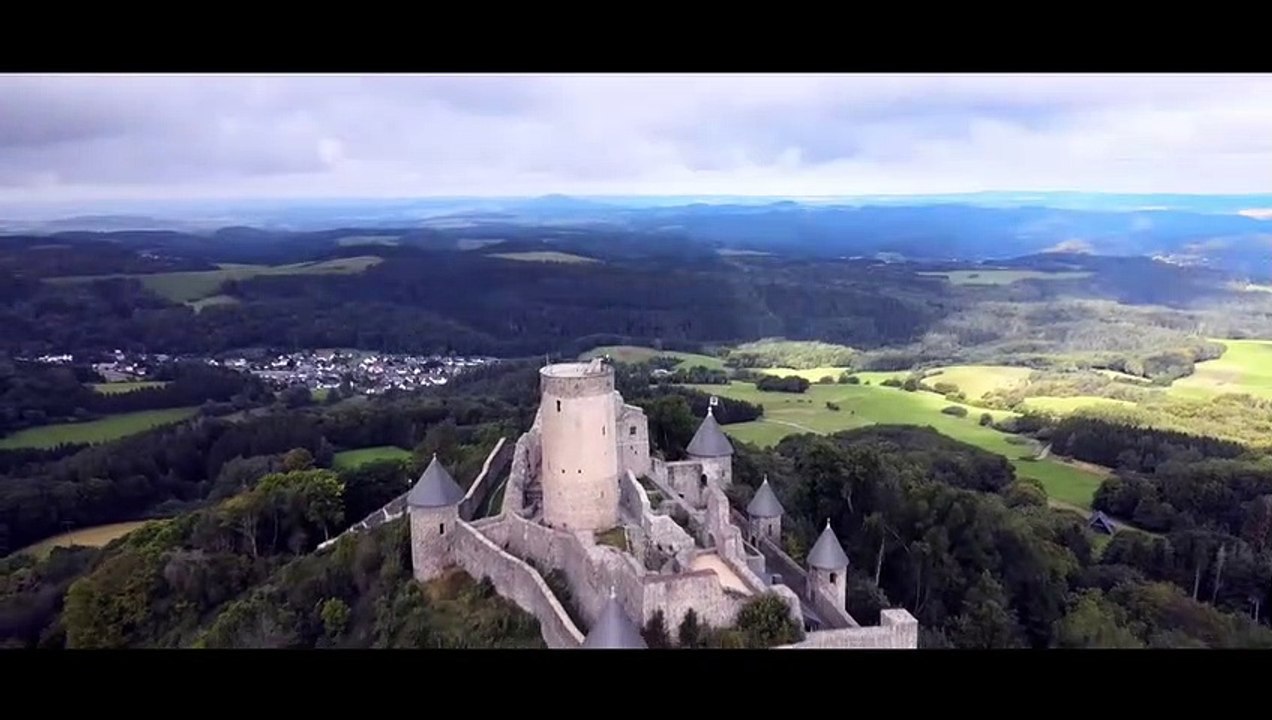 Le Porsche 718 Cayman GT4 RS en phase finale d'essais