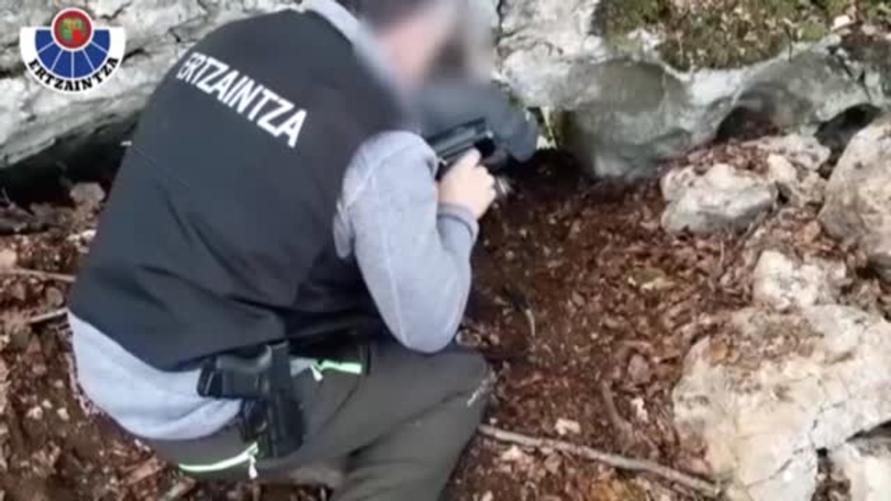 La Ertzaintza localiza en Gipuzkoa un zulo que podría haber pertenecido a ETA