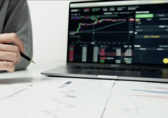 LUNES 25 OCTUBRE 2021