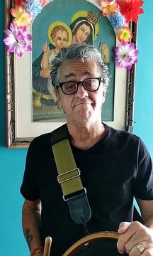 Tino Gomes, em parceria com o compositor Georgino Junior, homenageia Mestre Zanza, líder de manifestação folclórica no Norte de Minas, na música Montesclareou