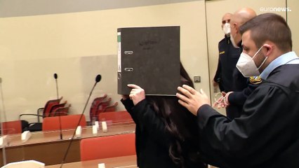 Una yihadista alemana condenada a 10 años de cárcel por dejar morir a una niña yazidí en Irak