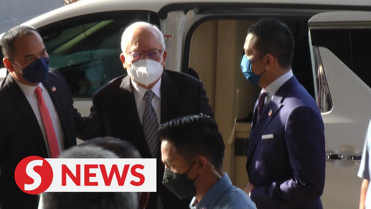 High Court judges give Najib green light over passport release extension