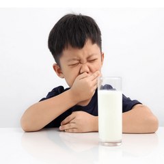 لو طفلك عدو الحليب السادة.. 5 منتجات ألبان تمنحه القيمة الغذائية ذاتها