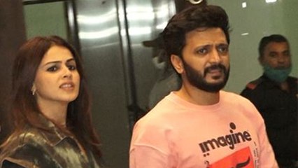 Genelia D'Souza और Riteish Deshmukh ने अपना relationship ऐसे किया Flaunt, Viral Video। FilmiBeat