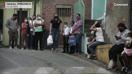 En Venezuela las escuelas reabren a pesar del repunte de casos de COVID-19
