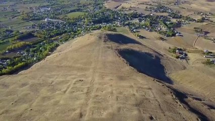 Izgara planlı antik kentte arkeolojik kazılar sürüyor