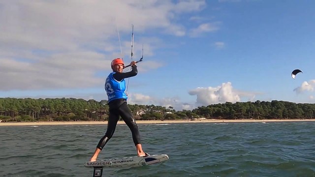 Fédération Française de Voile 2021 - Engie Kite Tour étape 3, rencontre avec deux jeunes riders Chloé Revil et Ulysse Dereeper à Arcachon