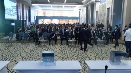 Abdullah Topaloğlu, yeniden Okçuluk Federasyonu Başkanlığı'na seçildi