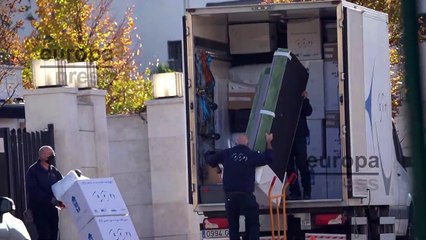 Laura Matamoros y Benji Aparicio comienzan la mudanza antes de dar la bienvenida a su segundo hijo