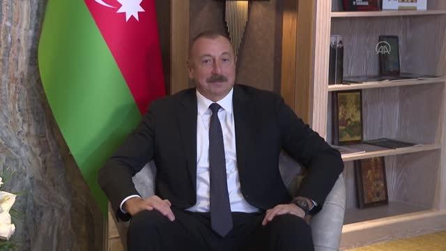 Cumhurbaşkanı Erdoğan ve Azerbaycan Cumhurbaşkanı Aliyev, AA'nın Karabağ Zaferi sergisini gezdi