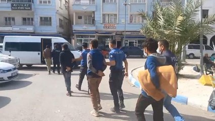 ÇÖP DÖKÜM ALANINDA 16 KAÇAK GÖÇMEN YAKALANDI
