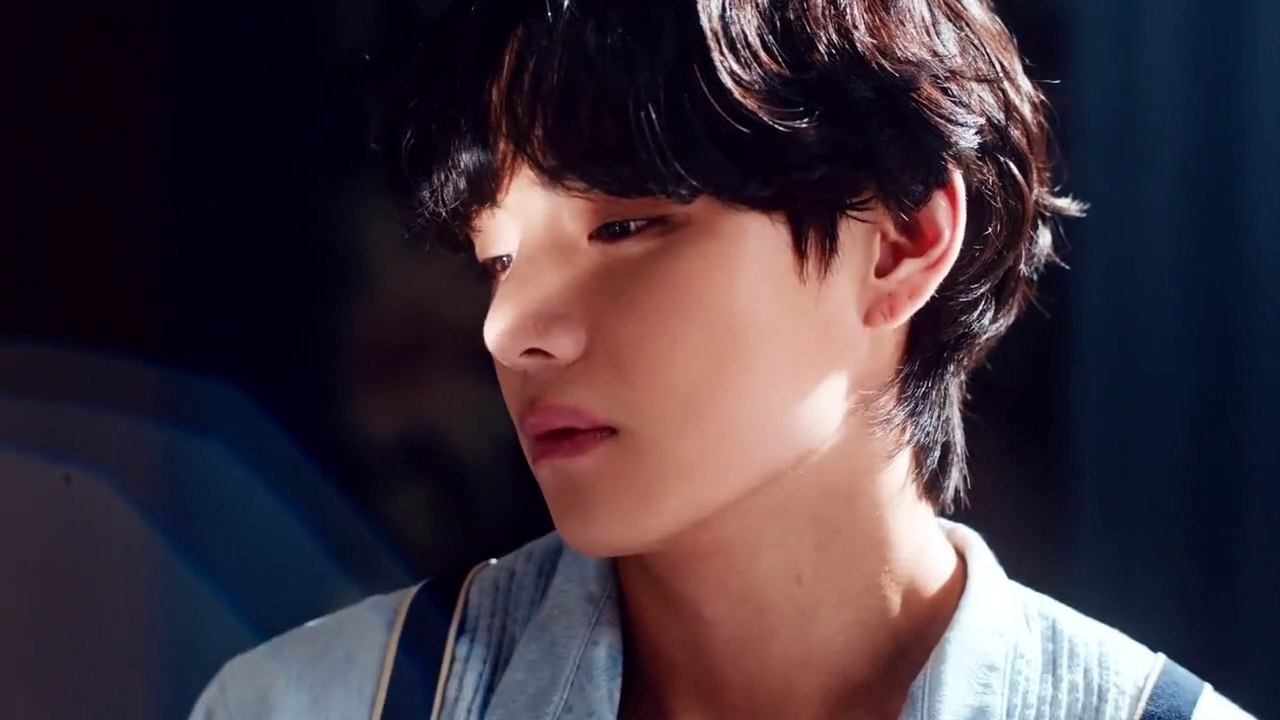 #BTS TAEHYUNG BEHIND THE SCENES VIDEO FOR SAMSUNG GALAXY COMMERCIALS