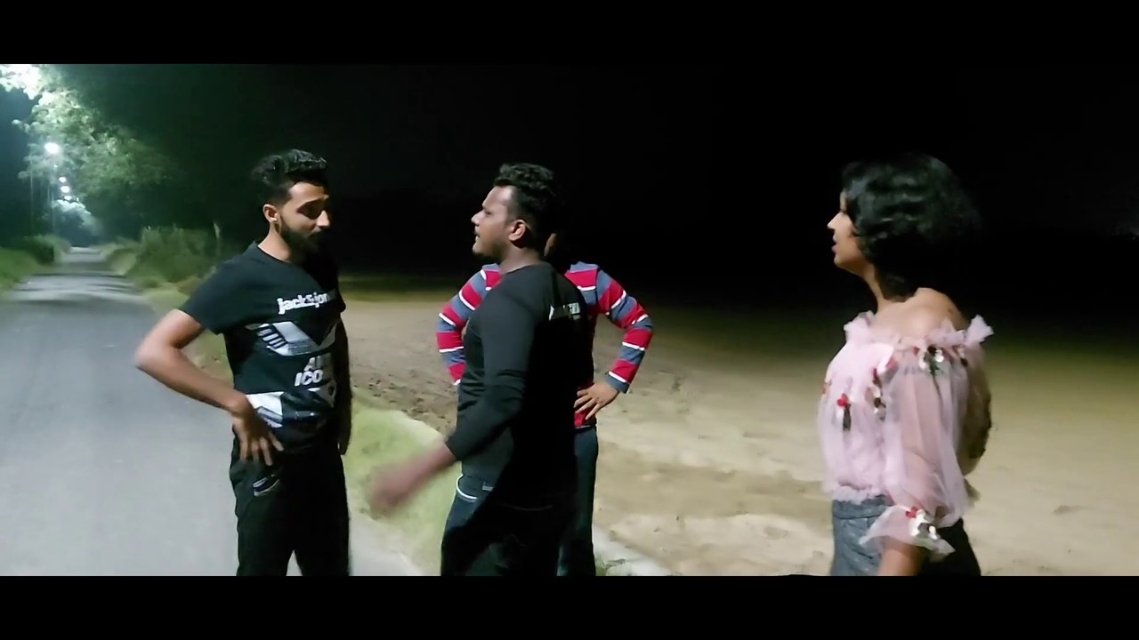 रात मे एकेली लड़की और 2 लड़के हुआ ये सब कुछ