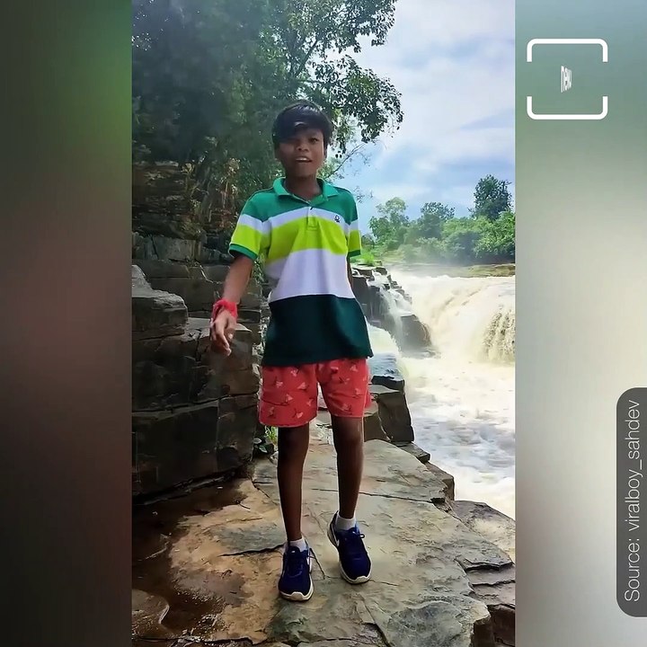 Viral Boy Sahdev Dirdo Sings Bachpan Ka Pyaar In Style