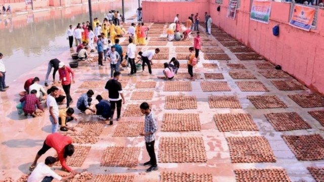 100 News: 12 lakh Diyas to glitter on Diwali in Ayodhya