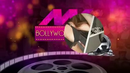 रेड कलर का आउटफिट वियर कर मौनी रॉय ने पार की सारी हदें