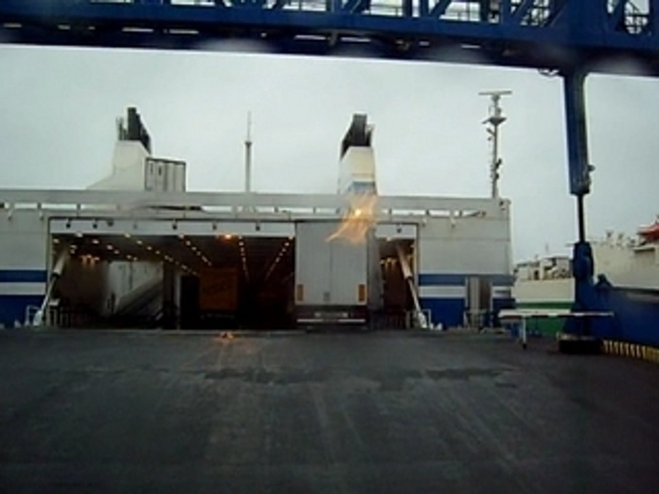 Trave ferry