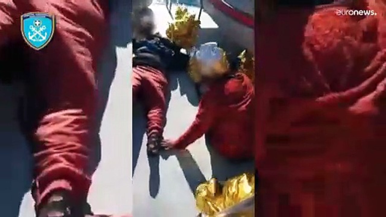 مقتل أربعة اطفال في حادثة غرق سفينة مهاجرين في بحر إيجه واليونان تتهم تركيا