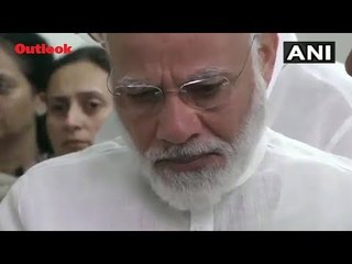 An Emotional PM Modi Pays Tribute To Sushma Swaraj