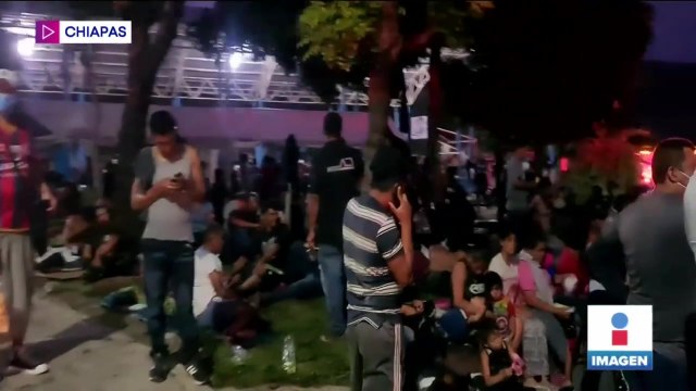Caravana migrante descansa hoy en Huixtla, Chiapas
