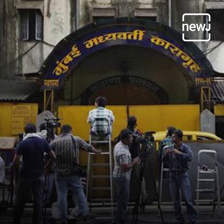 Shah Rukh Khan Visits Son Aryan Khan At Arthur Road Jail Day After Bail Rejection In Drugs Case