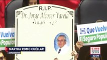 Diputados regalan lápida al Secretario de Salud