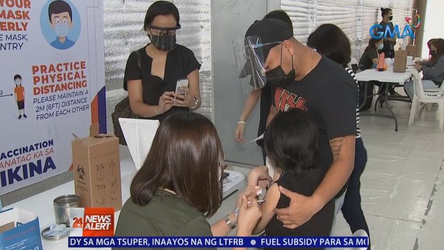 COVID vaccination sa iba pang 12-17 yrs. old sa buong bansa, target masimulan sa 1st week ng November | 24 Oras News Alert