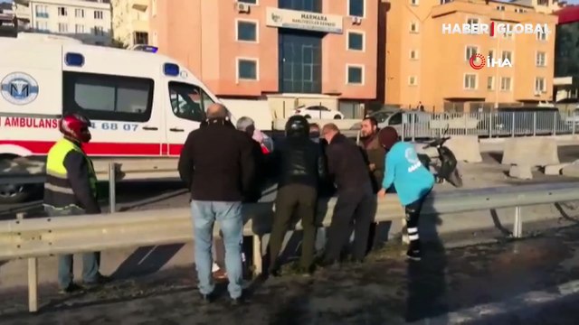 Son Dakika Beylikdüzü Yakuplu Ambarlı Liman Yolu’nda kaza! Yaralılar var