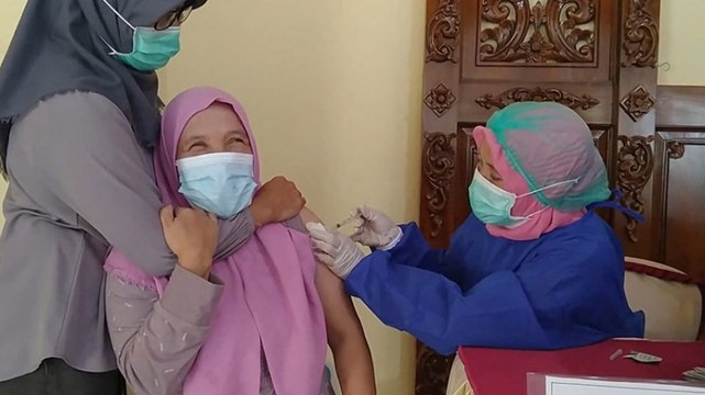Ratusan Penyandang Disabilitas di Jepara Jalani Vaksinasi Covid-19