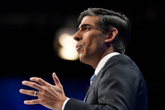 Chancellor Rishi Sunak gives 2021 Budget statement