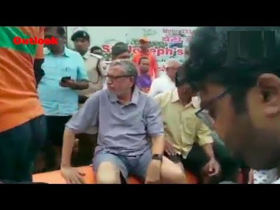 Bihar Dy CM Sushil Modi, Stranded Due to Floods, Rescued On Boat