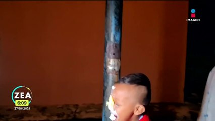 Niño migrante festeja su cumpleaños en Huixtla, Chiapas