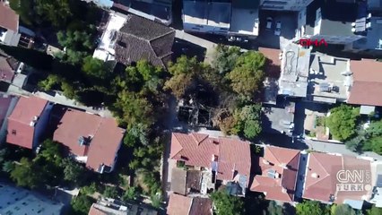 Kent merkezindeki asırlık evler yok oluyor