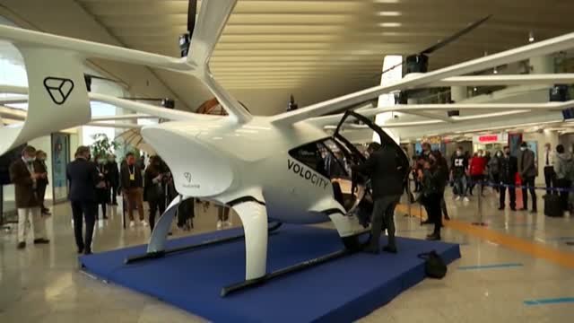 Presentan en Italia un prototipo de taxi volador