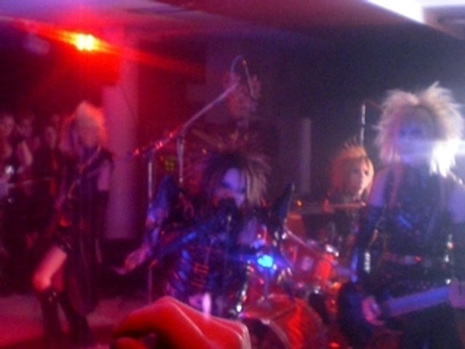 Dio - Concert Strasbourg - M (Kei & Mikaru)