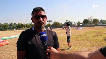 20 متسابقا من الطيارين المحترفين ينظمون مهرجانا لرياضة باراموتور في محافظة الأقصر