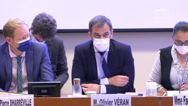 Sur un échantillon de 16 CHU, la dernière donnée qui m'a été remontée est 5% de lits de médecine temporairement fermés : Olivier Véran conteste le chiffre de 20% de lits fermés dans les hôpitaux