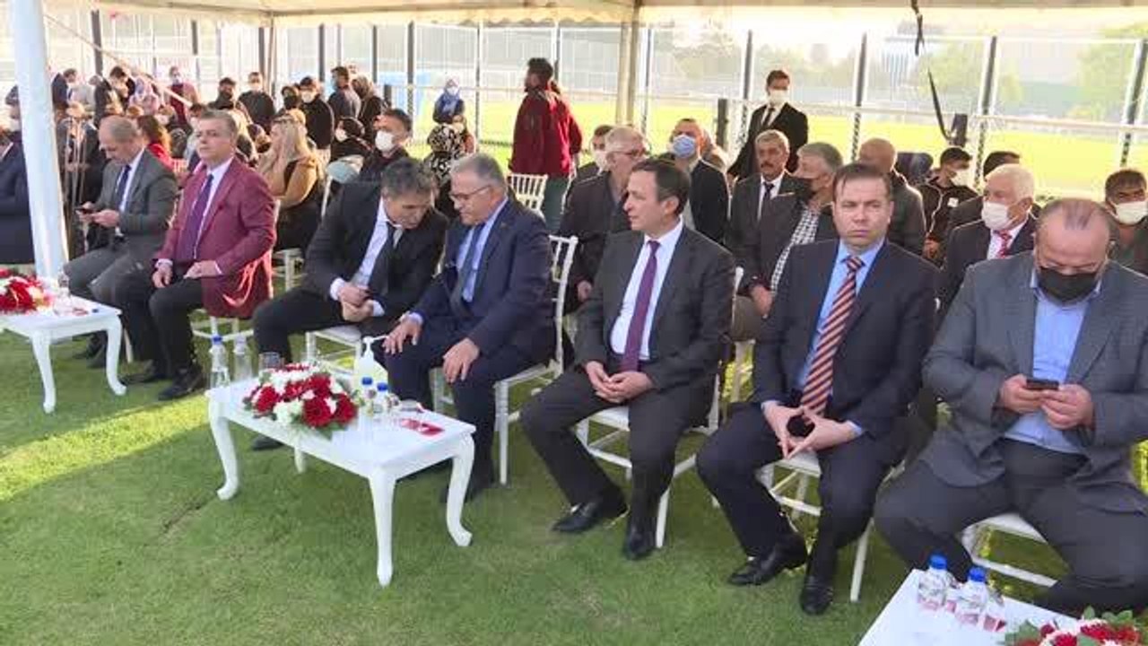 Amatör spor kulüplerine malzeme yardımı yapıldı