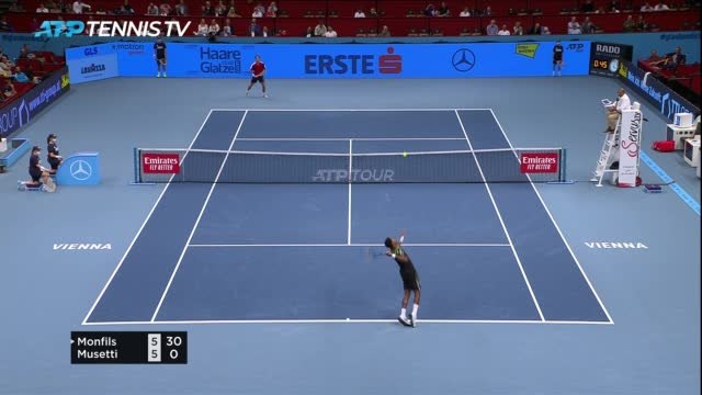 Vienne - Gaël Monfils sort Lorenzo Musetti
