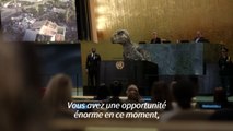 Un dinosaure met en garde les humains contre le changement climatique dans une campagne de l'ONU