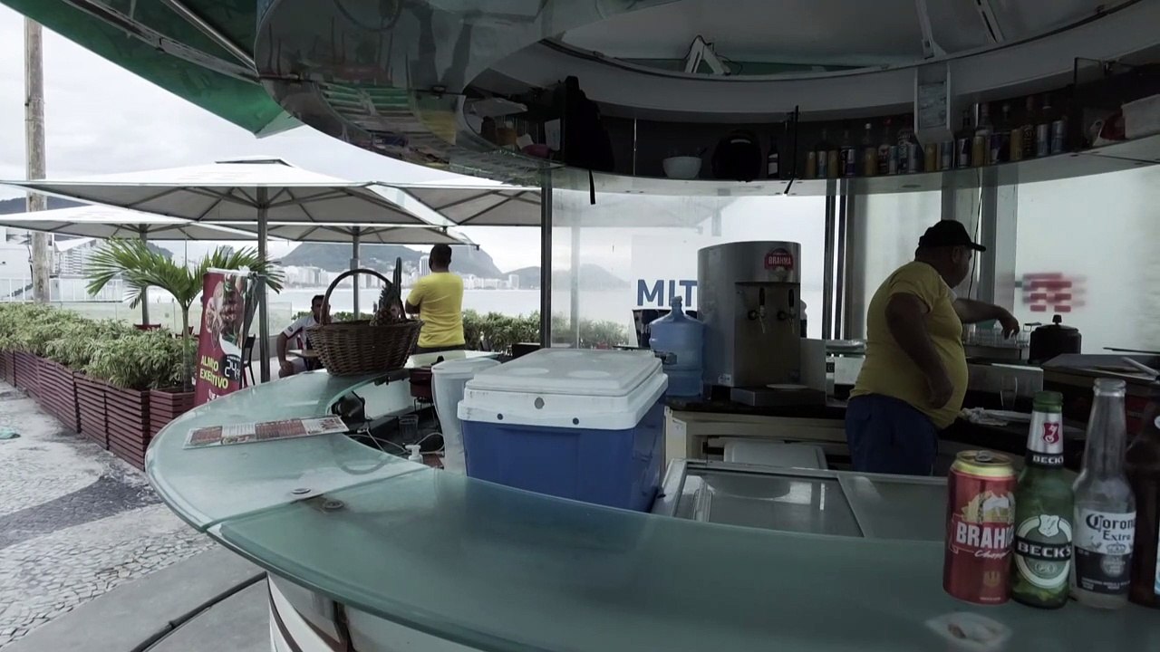 Uso de máscara em locais abertos deixa de ser obrigatório no Rio