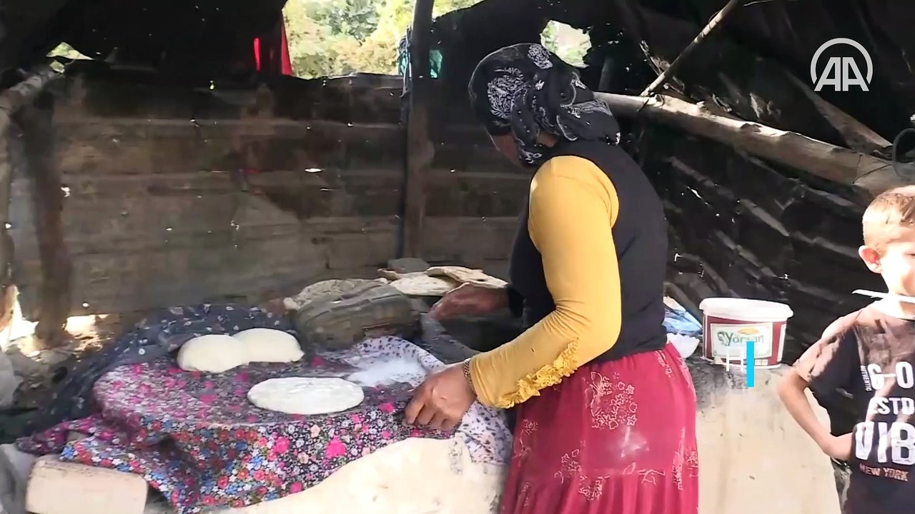 Baykar, ilk deneme uçuşlarının yapıldığı köyün sakinlerine İHA maketi hediye etti