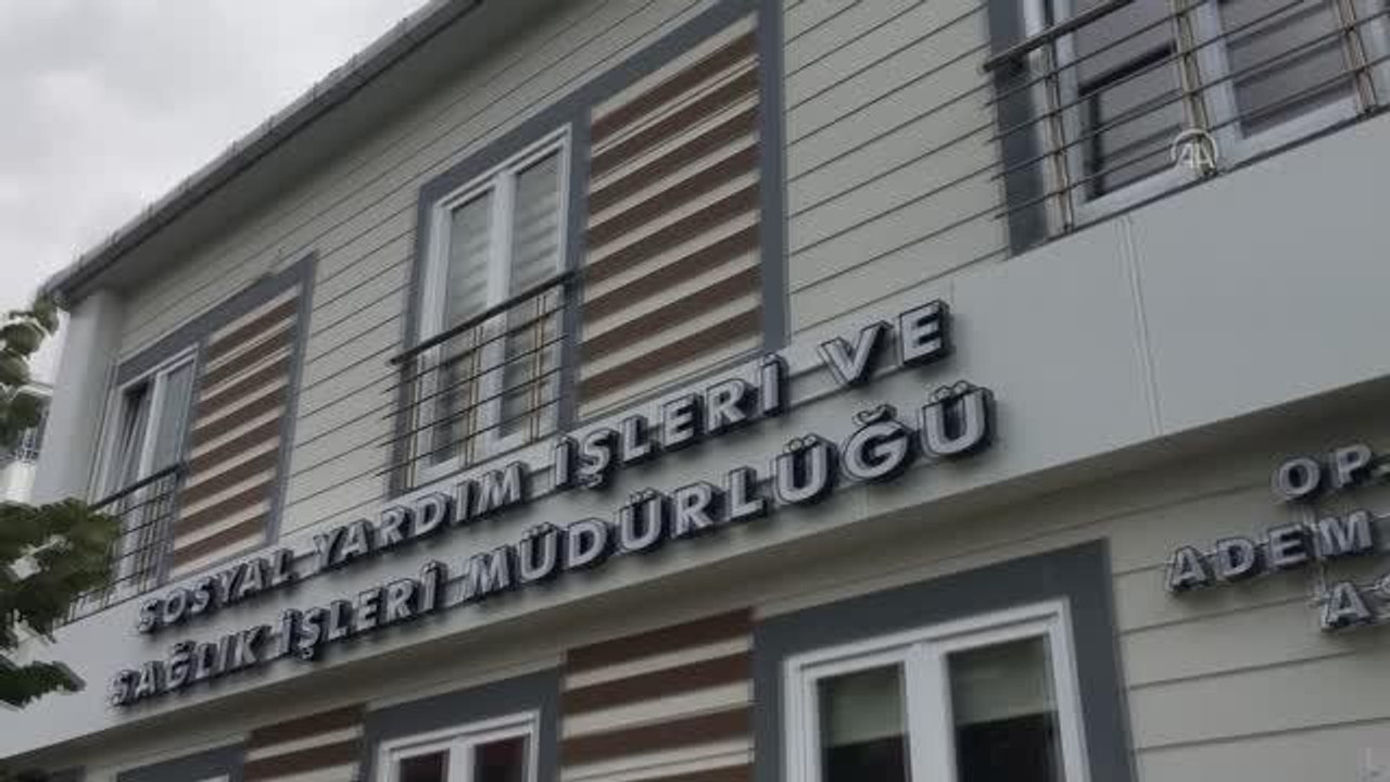 Belediyenin ürettiği ayçiçek yağı ihtiyaç sahiplerine dağıtılacak