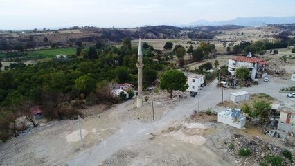 CUMHURİYET İLE YAŞIT CAMİDEN GERİYE MİNARESİ KALDI